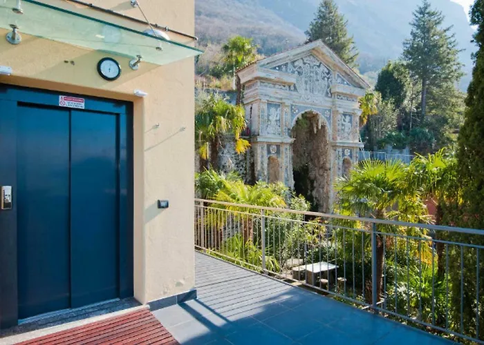 Della Fontana Penthouse Lägenhet *