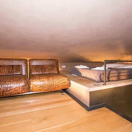 アパート Della Fontana Penthouse *