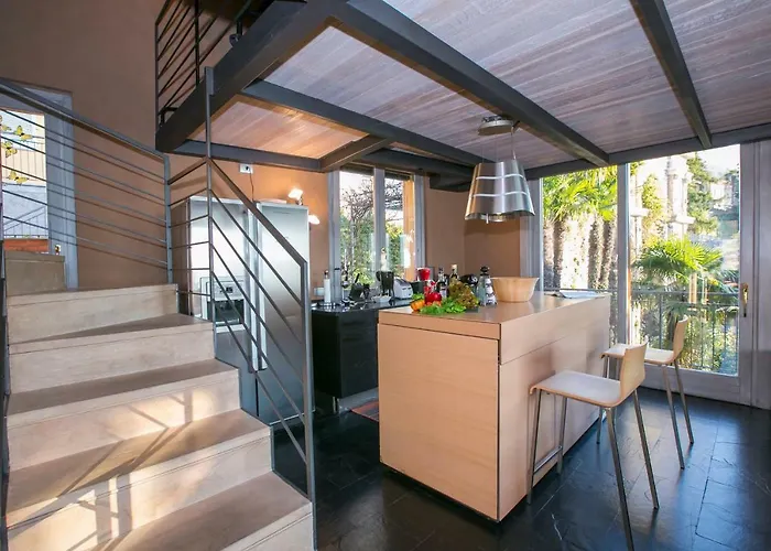 Della Fontana Penthouse 바레나